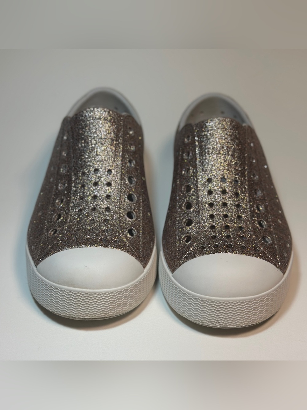 Native Shoes Kids Glitter Slip-On Water Shoes - Gold Glitter